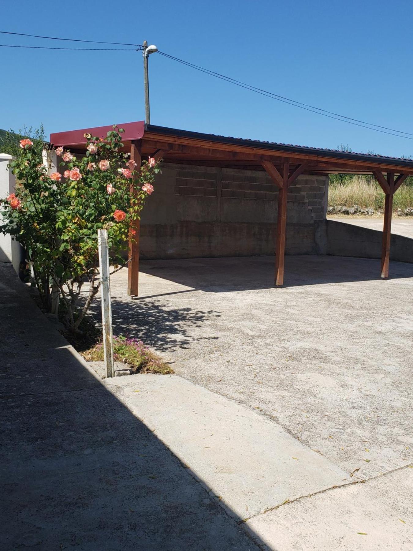 דוברופוליינה Apartmani Ciklic מראה חיצוני תמונה
